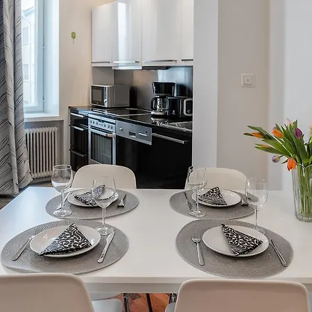 Experience Living Apartman *